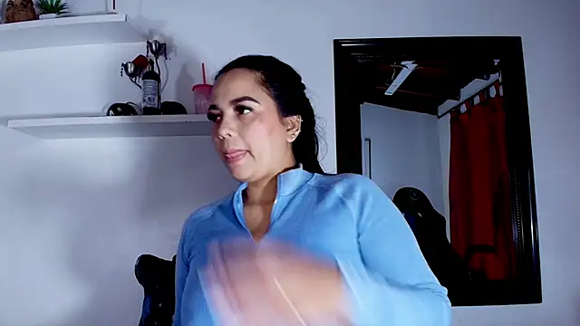 alexaa walker online show from March 2025 11:54:01 AM