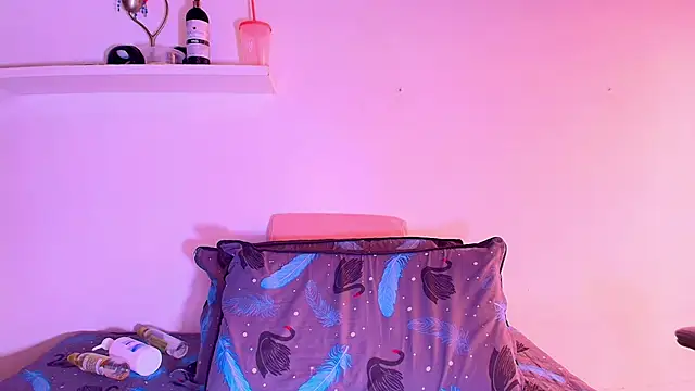 alexaa walker online show from March 2025 06:01:02 PM