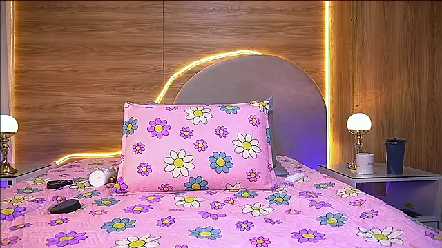 alexaa walker online show from February 2026 11:56:02 AM