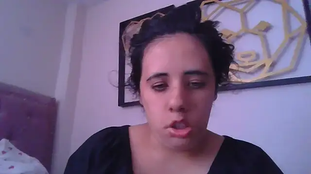 Snapshot of annarose19 chatting on November 2025 08:09:01 PM annarose19 online show from November 2025 08:09:01 PM