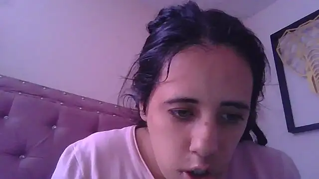 Snapshot of annarose19 chatting on November 2025 04:51:02 PM annarose19 online show from November 2025 04:51:02 PM