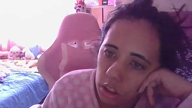 annarose19 online show from October 2025 05:03:01 PM