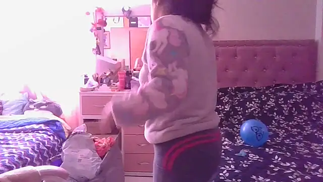 annarose19 online show from December 2025 08:11:01 PM