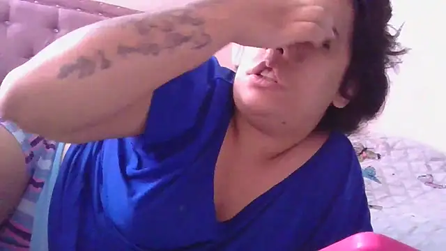 Snapshot of annarose19 chatting on December 2025 05:01:01 PM annarose19 online show from December 2025 05:01:01 PM