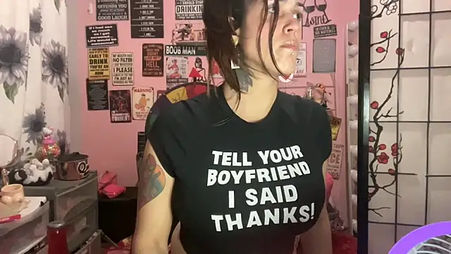 Snapshot of latinacubana chatting on February 2025 11:01:02 AM latinacubana online show from February 2025 11:01:02 AM