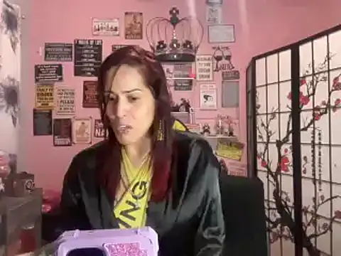 Snapshot of latinacubana chatting on March 2025 07:13:02 AM latinacubana online show from March 2025 07:13:02 AM