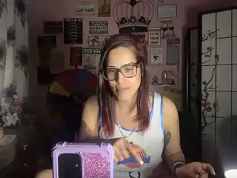 Snapshot of latinacubana chatting on March 2025 12:28:02 AM latinacubana online show from March 2025 12:28:02 AM