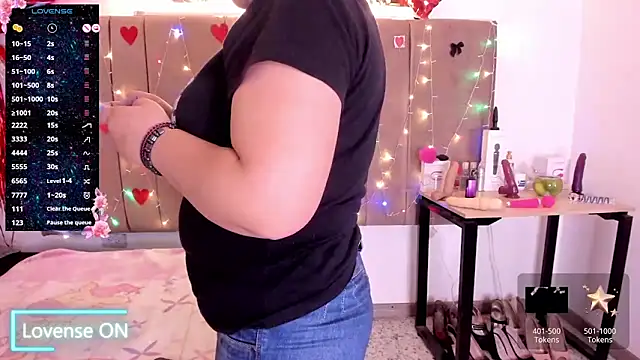 Zaly mature online show from November 2025 09:26:02 PM