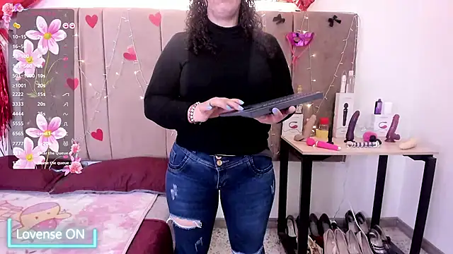 Zaly mature online show from February 2026 10:32:01 PM