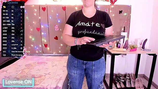 Zaly mature online show from December 2025 12:23:01 AM