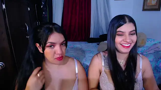 Sharlottee online show from May 2026 10:45:01 PM