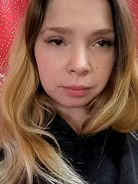 Zuli Kiska online show from November 2025 11:58:02 AM