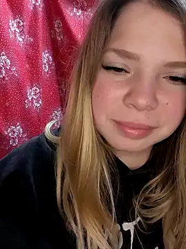 Zuli Kiska online show from November 2025 09:37:02 PM