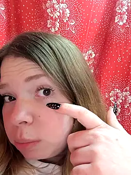 Zuli Kiska online show from March 2026 06:57:02 PM