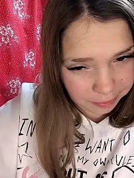 Zuli Kiska online show from December 2025 08:26:01 PM