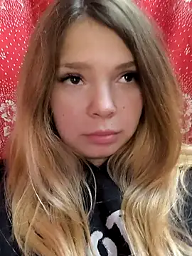 Zuli Kiska online show from November 2025 12:16:01 PM