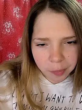 Zuli Kiska online show from March 2026 11:11:02 AM