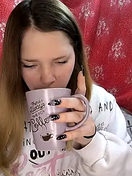 Zuli Kiska online show from March 2026 07:54:02 PM