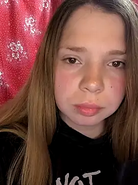 Zuli Kiska online show from April 2026 06:25:02 PM