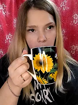 Zuli Kiska online show from November 2025 12:20:01 PM