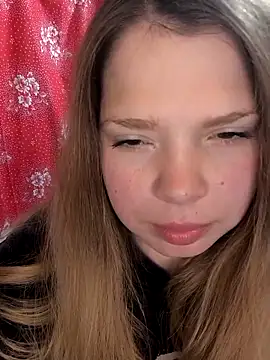 Zuli Kiska online show from April 2026 07:26:02 PM