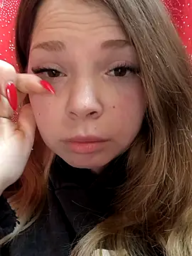 Zuli Kiska online show from February 2026 07:35:01 PM