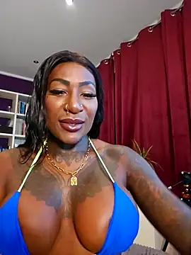 Snapshot of JosyBlack chatting on September 2025 08:19:02 PM JosyBlack online show from September 2025 08:19:02 PM