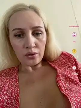 YourBlondee online show from July 2026 12:17:01 AM
