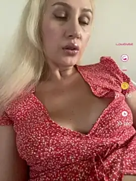 YourBlondee online show from July 2026 12:21:01 AM
