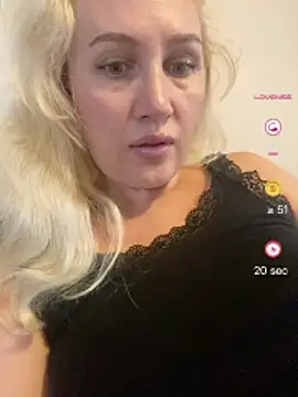 YourBlondee online show from July 2026 01:01:02 AM
