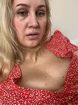 YourBlondee online show from February 2026 03:18:02 AM