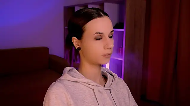 ItsAlisia online show from October 2025 05:39:01 AM