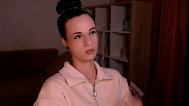 ItsAlisia online show from March 2026 02:00:01 PM