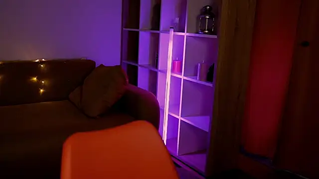 ItsAlisia online show from February 2026 01:44:01 PM