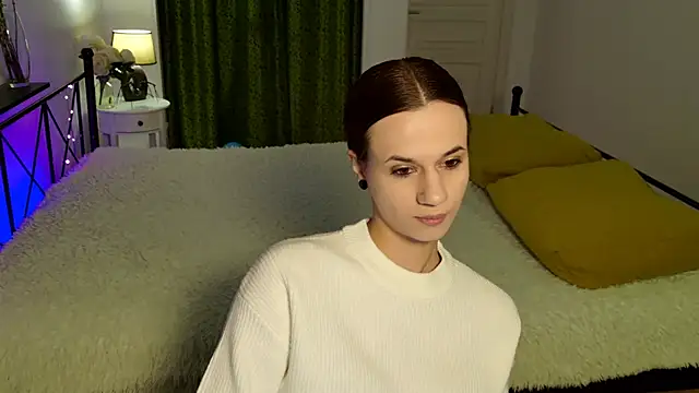 ItsAlisia online show from November 2025 06:40:01 AM