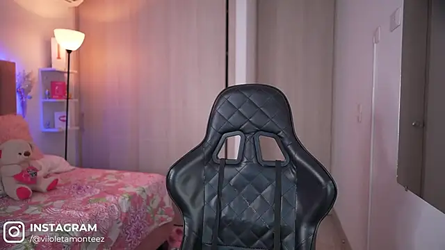 RubiOberli online show from March 2026 03:51:01 AM