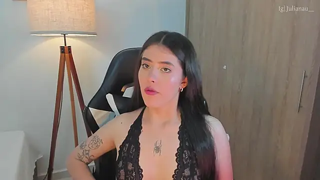 Snapshot of iriswest_ chatting on February 2025 11:47:02 PM iriswest  online show from February 2025 11:47:02 PM