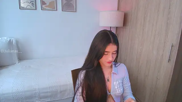 Snapshot of iriswest_ chatting on October 2025 07:38:02 PM iriswest  online show from October 2025 07:38:02 PM