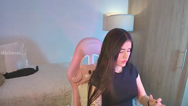 iriswest  online show from November 2025 12:04:02 AM