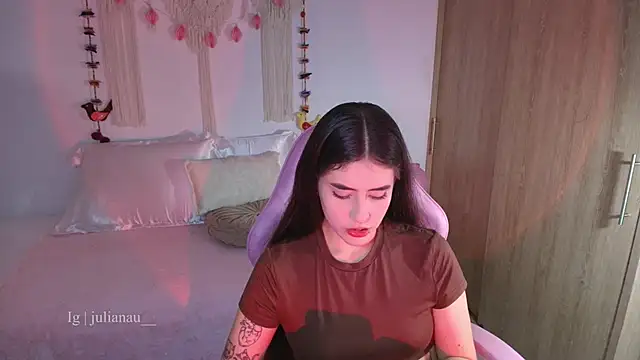 iriswest  online show from February 2026 12:55:01 AM