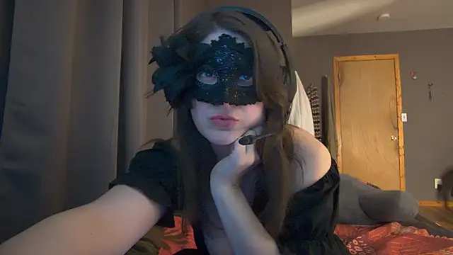 Snapshot of missteriousbelle chatting on February 2026 12:22:01 AM missteriousbelle online show from February 2026 12:22:01 AM