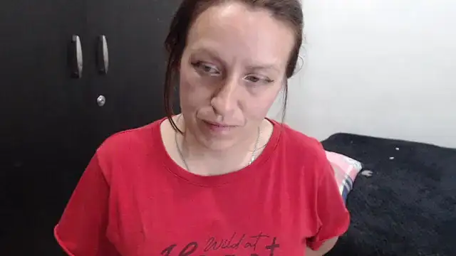 kittykalor09 online show from April 2026 04:14:01 AM