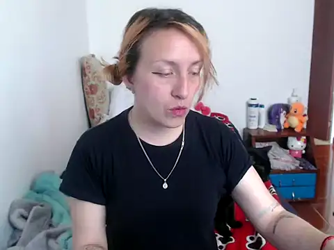 Snapshot of kittykalor09 chatting on March 2025 03:07:01 PM kittykalor09 online show from March 2025 03:07:01 PM