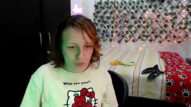 kittykalor09 online show from March 2026 01:28:01 AM