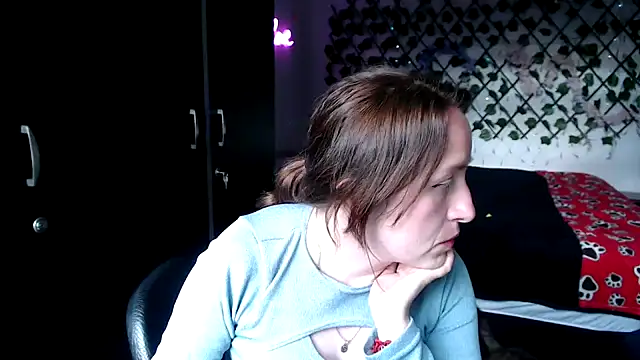 kittykalor09 online show from March 2026 10:12:01 PM