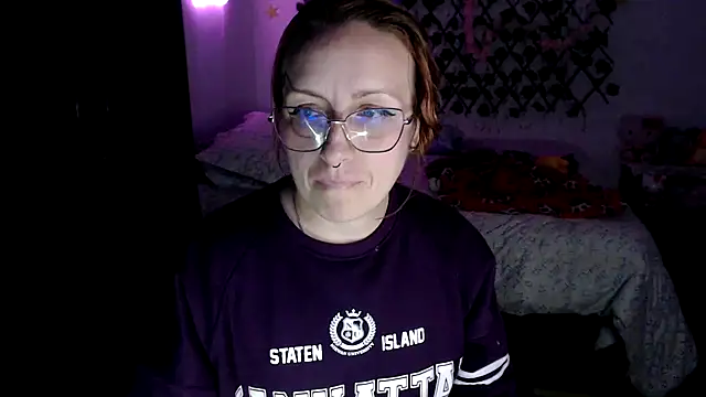 kittykalor09 online show from February 2026 03:18:02 AM