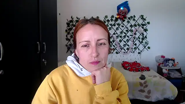 kittykalor09 online show from March 2026 06:01:01 PM