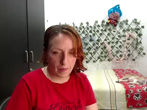 kittykalor09 online show from March 2026 11:33:01 PM