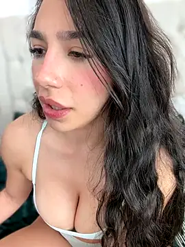 LoveLillyy online show from December 2025 09:42:02 PM