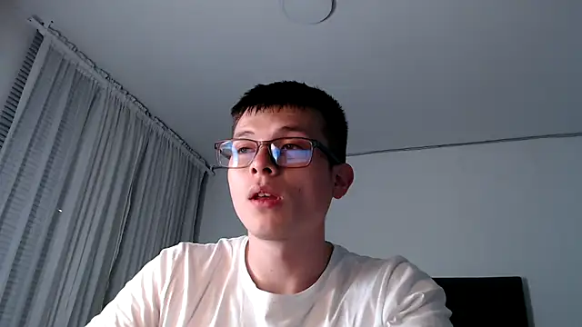 Snapshot of MathewCollin chatting on February 2025 12:19:02 AM MathewCollin online show from February 2025 12:19:02 AM